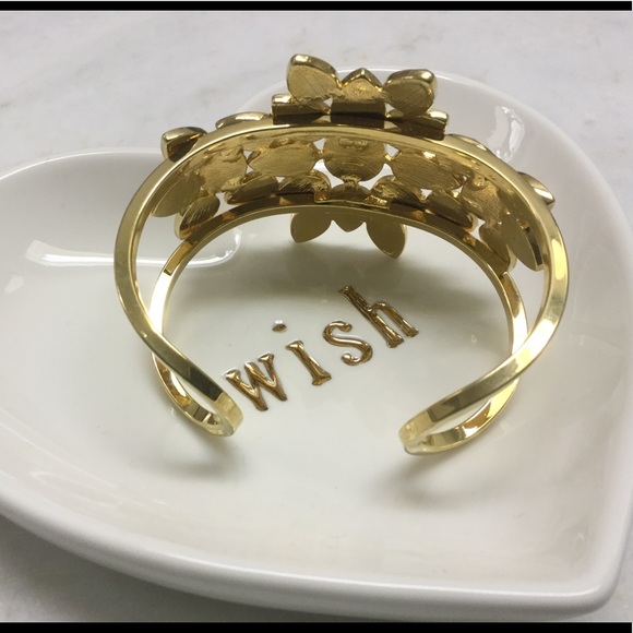 NWOT Pink Jeweled Bracelet/ Cuff - Picture 2 of 2